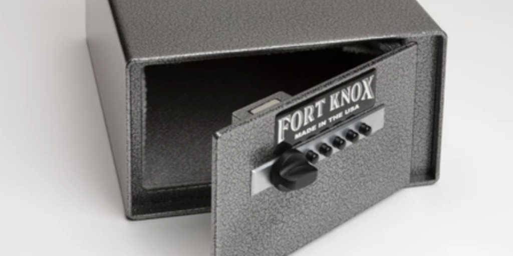 Featured Safe: Fort Knox PB4 Personal Pistol Safe